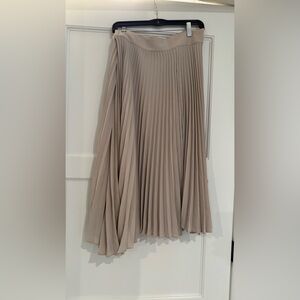 Vince Pleated Midi Skirt in Taupe Beige
